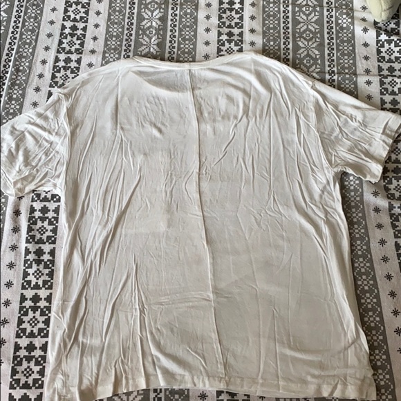 White t-shirt - Picture 2 of 2
